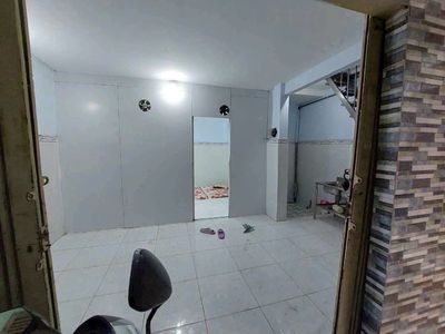 Rent · 3 bd · 30 м² · Quận 10, ул. Đường Cao Thắng