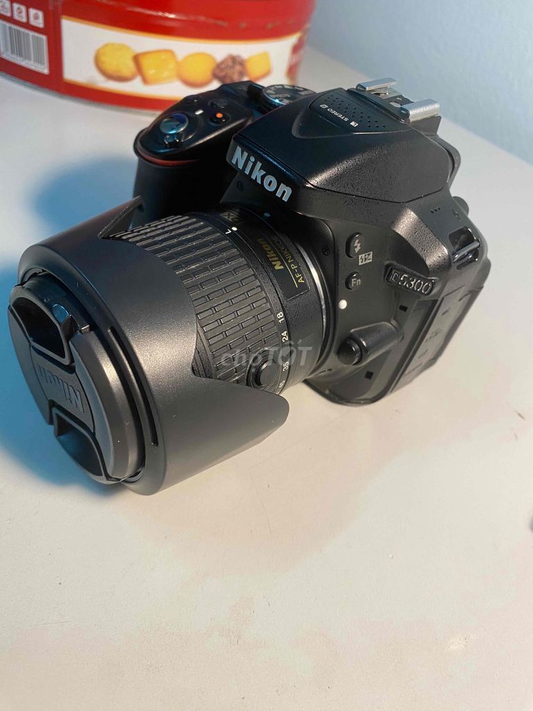 Nikon D5300 Lens AFP 18-55 G VR Khá đẹp.