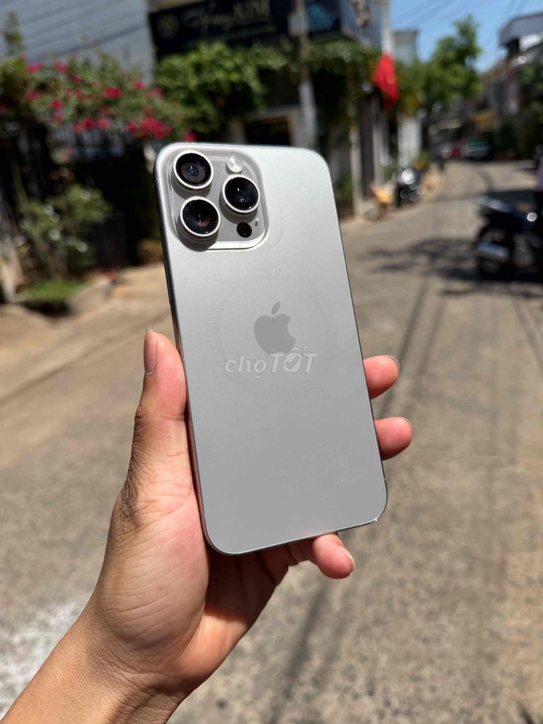 Apple iPhone 15 Pro Max Xám VN/A. Mua bán Điện thoại tại Thành phố Buôn Ma Thuột Đắk Lắk được đăng bởi Khanh hình 1