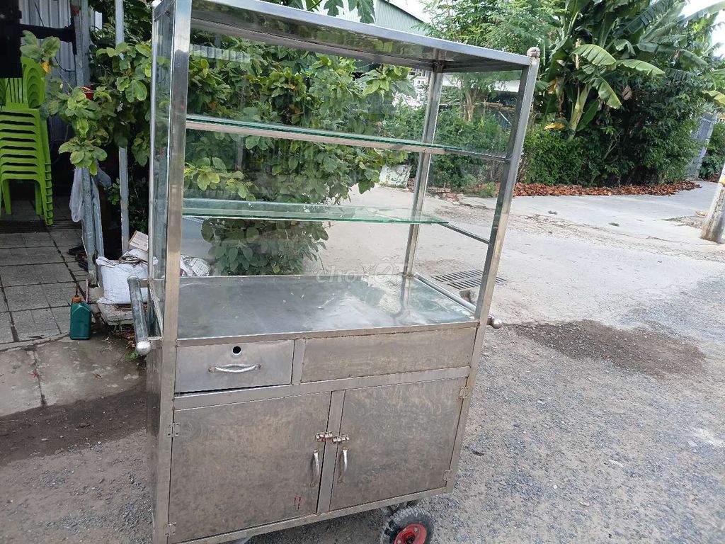 Tủ bán hàng rong Inox Kính Bạc. Mua bán Đồ chuyên dụng, Giống nuôi trồng tại Thành phố Long Xuyên An Giang được đăng bởi XE ĐIỆN LONG XUYÊN hình 1