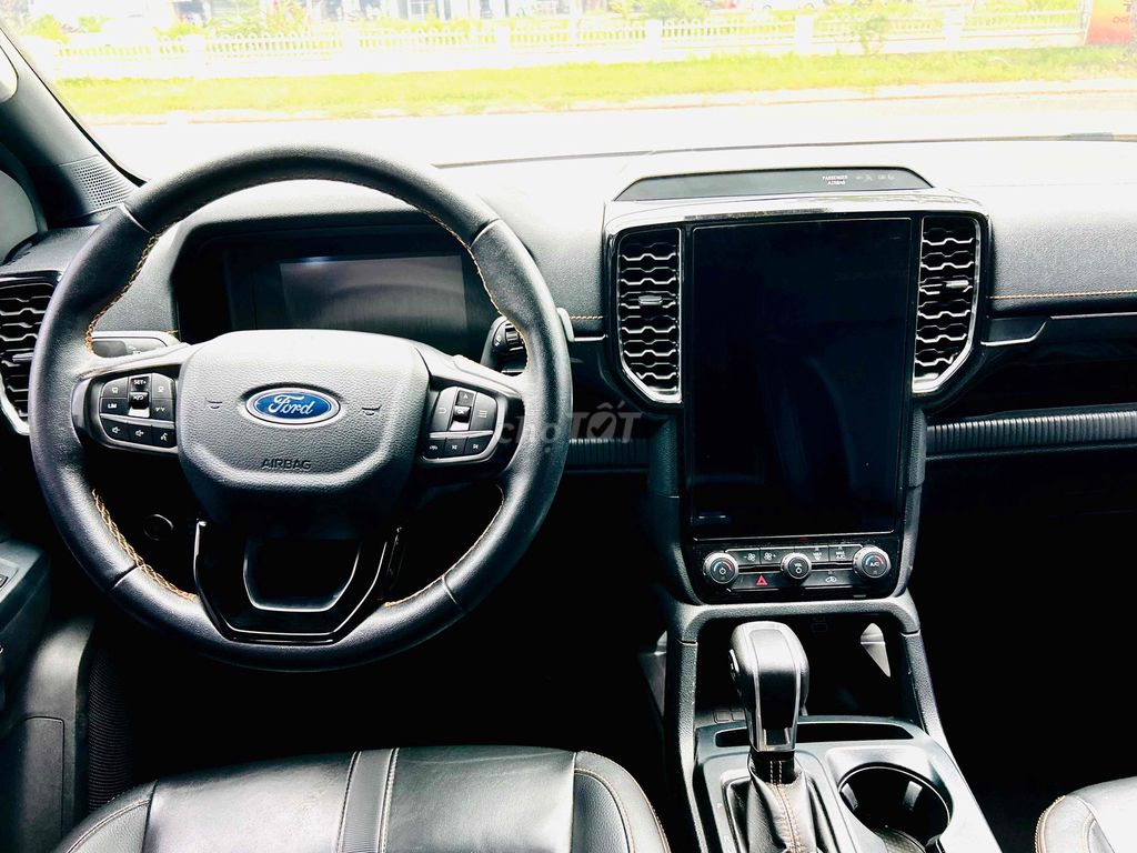 Ford Ranger 2023 Wildtrak 2.0L 4x4 AT - 56000 km. Mua bán Ô tô tại Thành phố Phan Thiết Bình Thuận được đăng bởi Nguyễn Quốc Đạt hình 4