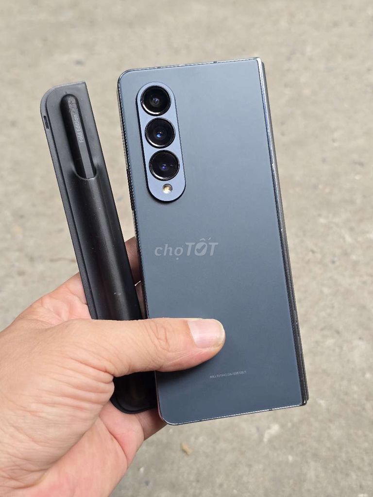 Samsung Galaxy Z Fold 4 256GB Xám. Mua bán Điện thoại tại Quận Thanh Xuân Hà Nội được đăng bởi trần tú hình 1