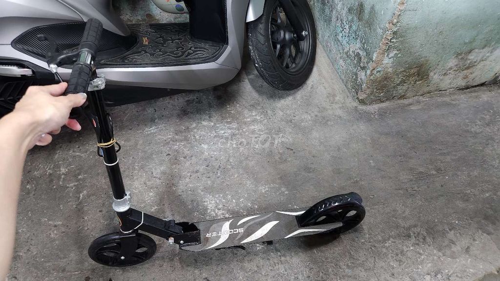 Xe scooter cho bé từ 4 tới 10 tuổi