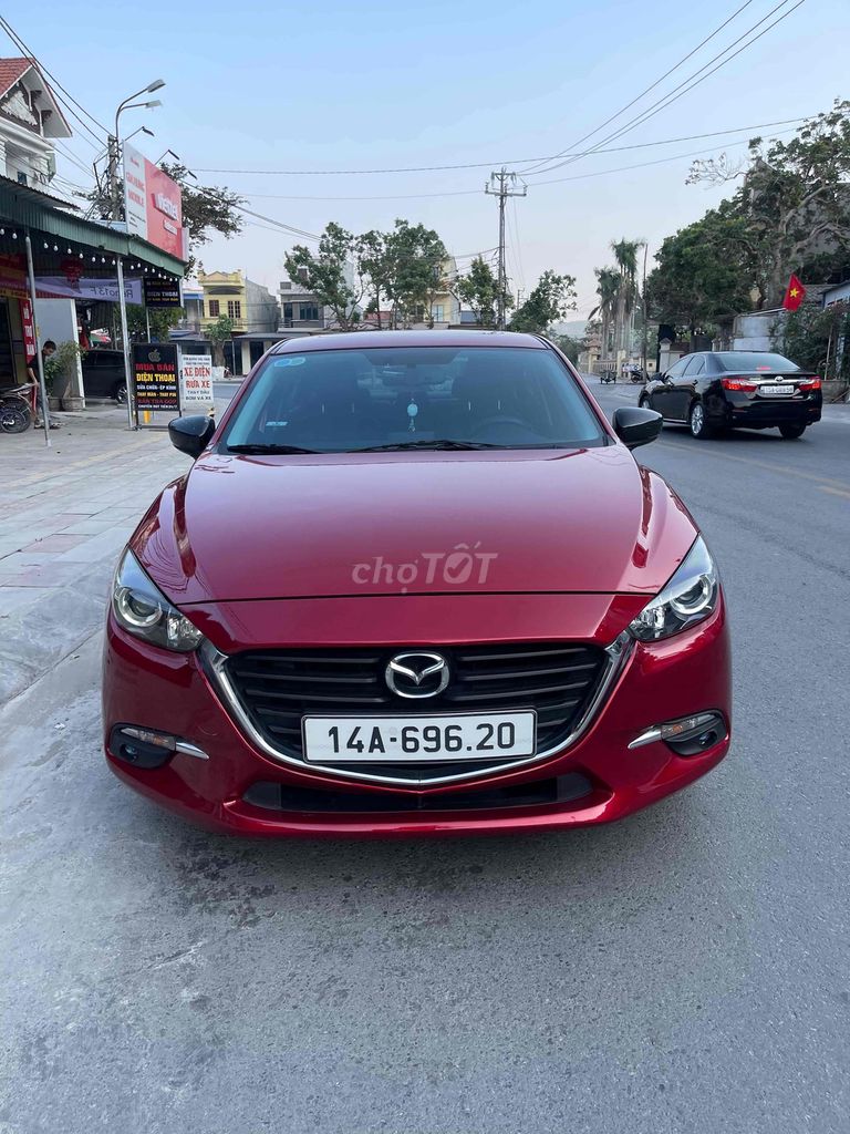 Mazda 3 2019 Sport 1.5L Luxury - 40000 km