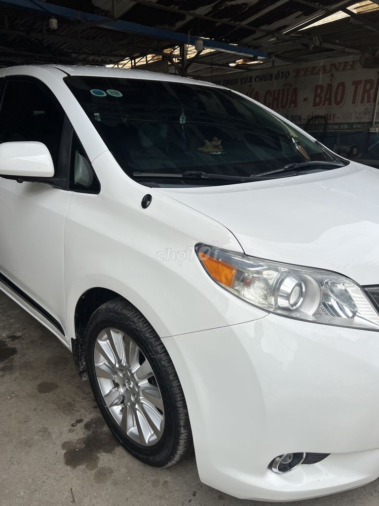 Toyota Sienna 2010  - 108200 km