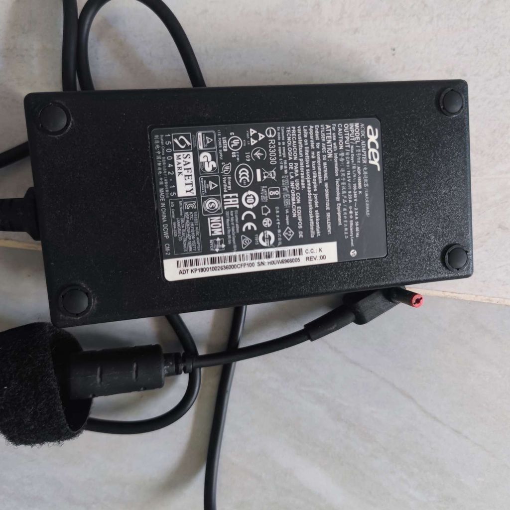 Sạc laptop Acer ADP-180MB K 180W Đen. Mua bán Phụ kiện (Màn hình, Chuột...) tại Thành phố Thủ Đức Tp Hồ Chí Minh được đăng bởi Nghĩa Tiệm Đồ Nhỏ hình 1