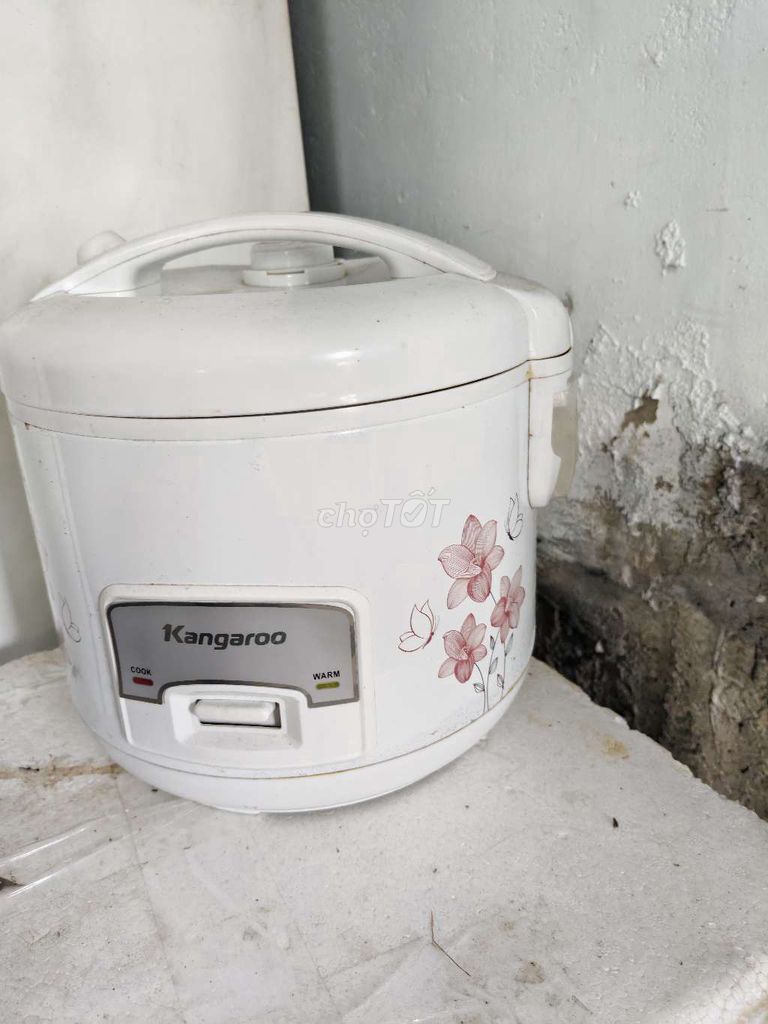 Nồi cơm điện Kangaroo 1.2L Trắng Còn mới đẹp. Mua bán Bếp, lò, đồ điện nhà bếp tại Thành phố Bà Rịa Bà Rịa - Vũng Tàu được đăng bởi SUPER MAN hình 1