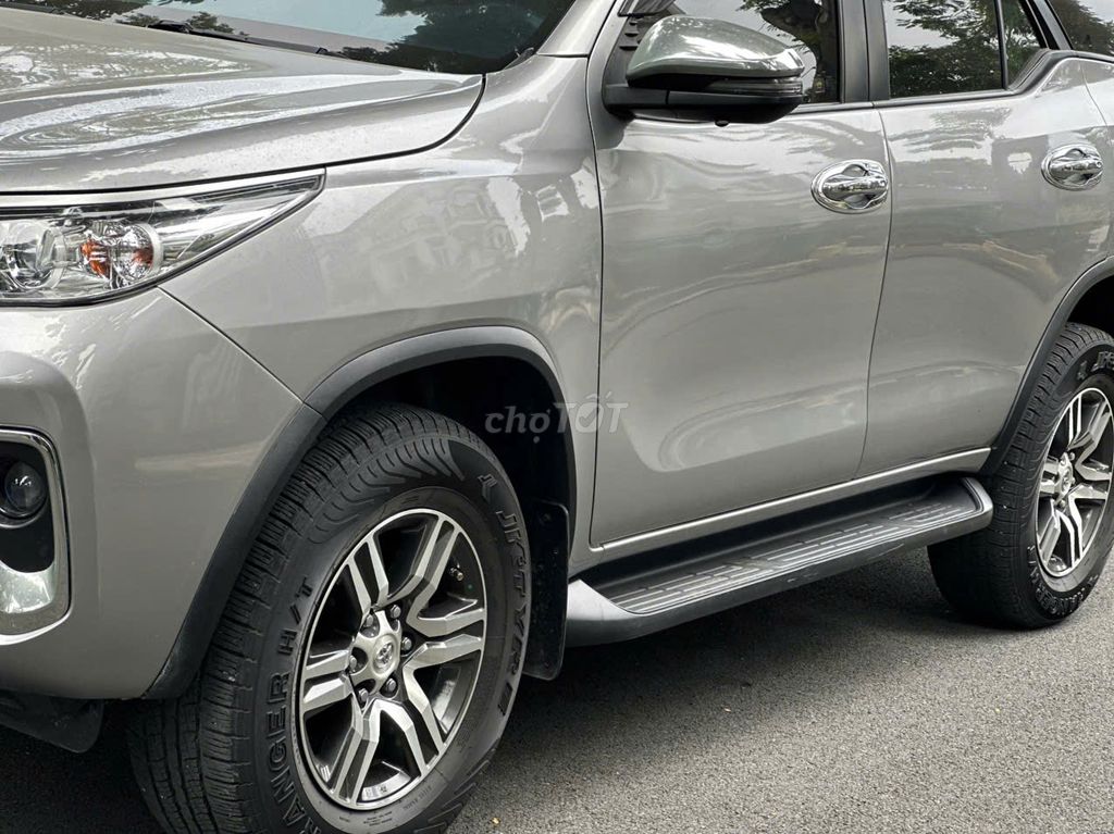 FORTUNER 2018 SỐ SÀN MÁY DẦU NHẬP KHẨU GIÁ CỰC Rẻ. Mua bán Ô tô tại Quận 7 Tp Hồ Chí Minh được đăng bởi USED CARS TRUNG KIÊN hình 10