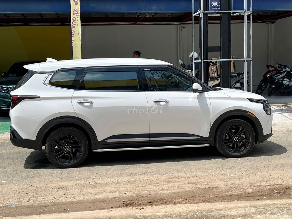 Kia Carens 2023 1.5G IVT - 32000 km nhiều option. Mua bán Ô tô tại Quận Tân Phú Tp Hồ Chí Minh được đăng bởi Nguyễn Tân Xe Lướt  hình 8