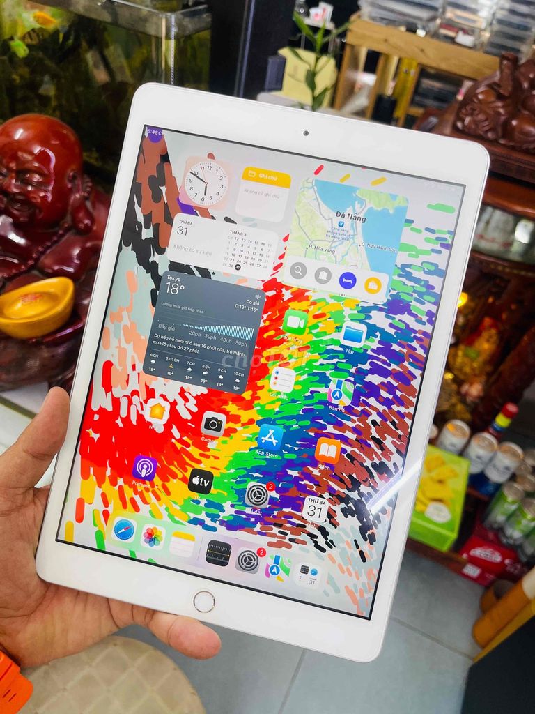 Apple iPad Gen 8 Wifi 4G Bạc. Mua bán Máy tính bảng tại Quận Liên Chiểu Đà Nẵng được đăng bởi tấn hiệp hình 1