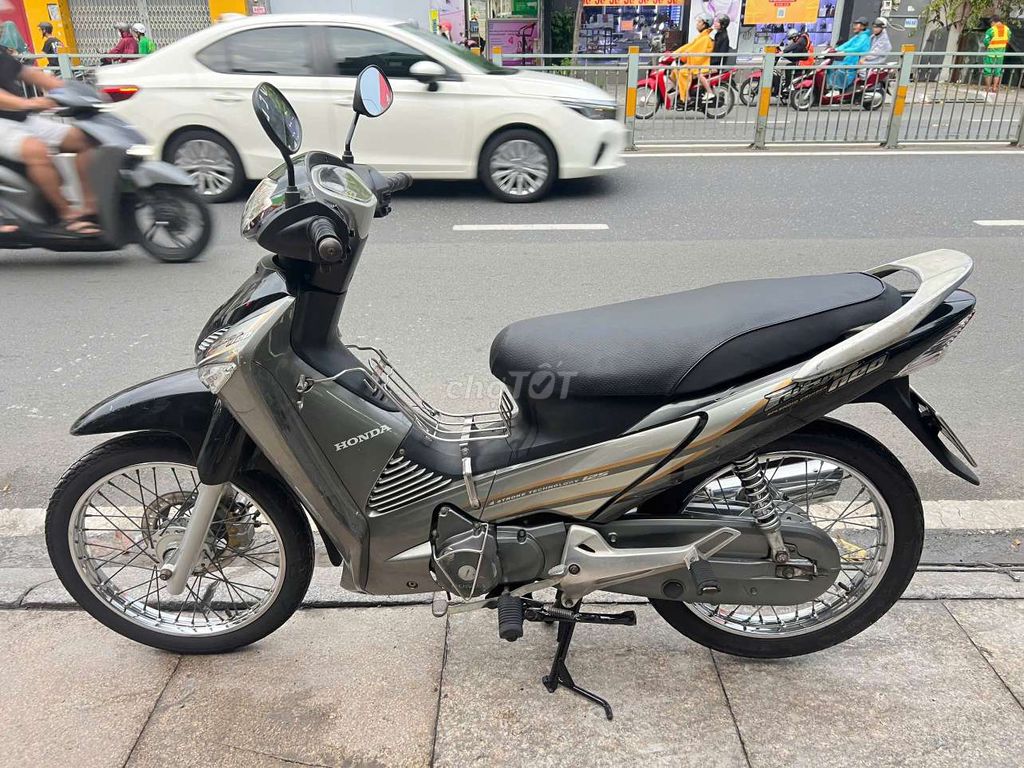 Honda Future Neo 2008 Черно-серебристый