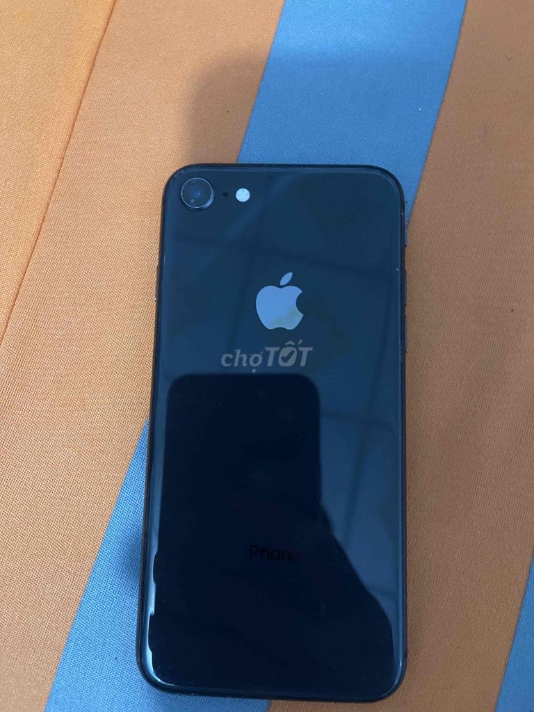 Apple iPhone 8 64GB Đen. Mua bán Điện thoại tại Huyện Trảng Bàng Tây Ninh được đăng bởi liều mạng hình 1