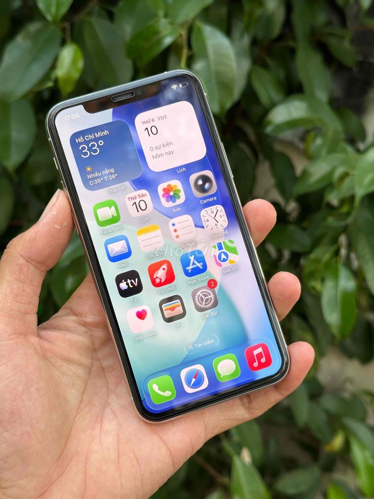 iPhone 11 Pro 64GB Bạc 98% Thay pin còn lại zin. Mua bán Điện thoại tại Quận Ninh Kiều Cần Thơ được đăng bởi NP Store hình 1