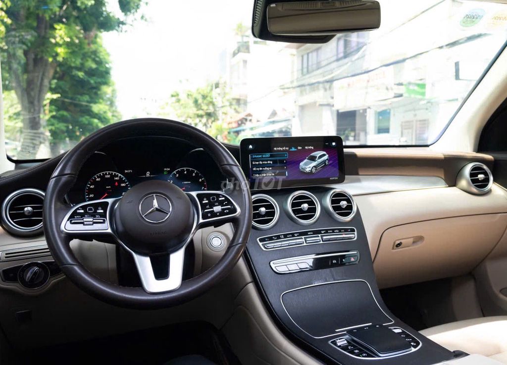 Mercedes Benz GLC300 4MATIC 2021. Mua bán Ô tô tại Quận 1 Tp Hồ Chí Minh được đăng bởi LongAnh AuTo  hình 8
