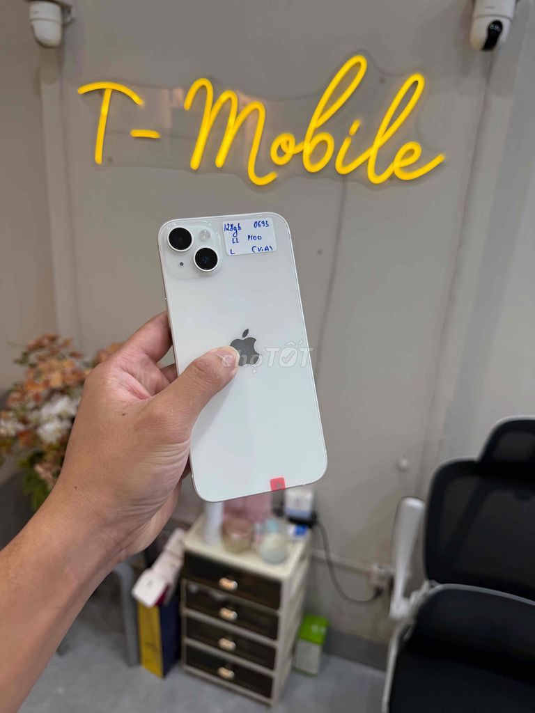 14 Plus 128Gb Quốc Tế zin đẹp trắng pin 100%. Mua bán Điện thoại tại Quận Thanh Xuân Hà Nội được đăng bởi Ngô Tráng T Mobile hình 1