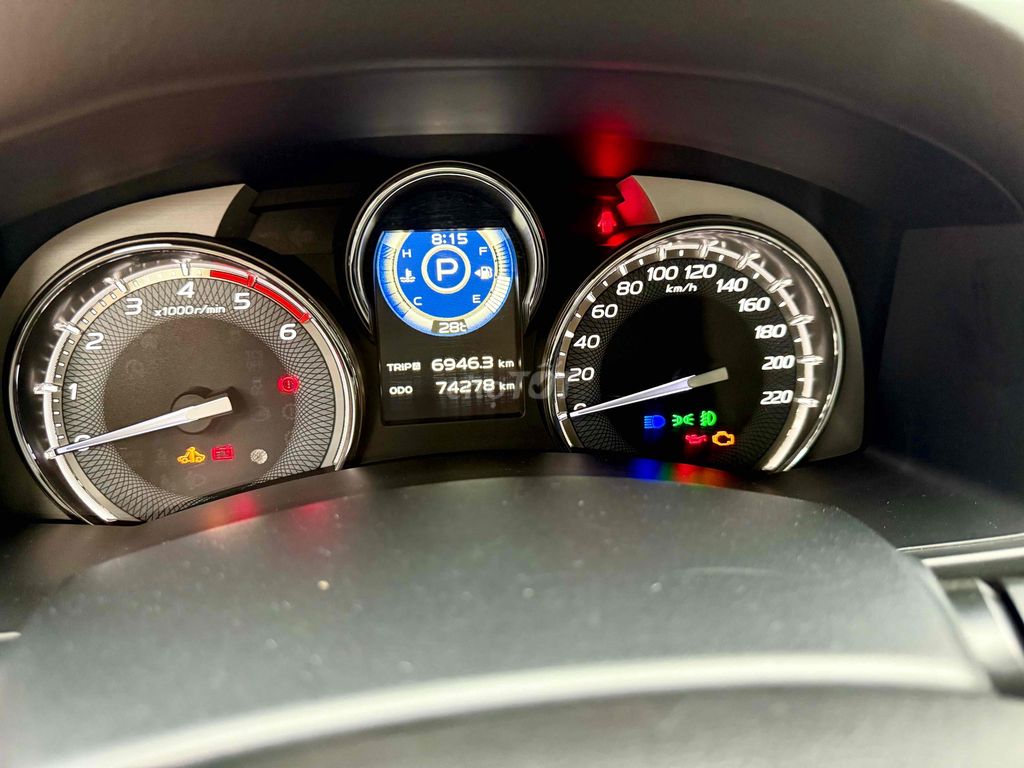 Isuzu Mu X 2018 1.9 4X2 AT - 74000 km. Mua bán Ô tô tại Quận Gò Vấp Tp Hồ Chí Minh được đăng bởi Bình An Ôtô  hình 6