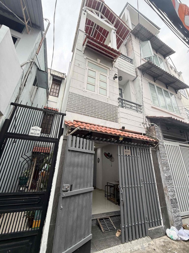 Rent · 2 bd · 33 м² · Quận 4, ул. Hẻm 368 Tôn Đản