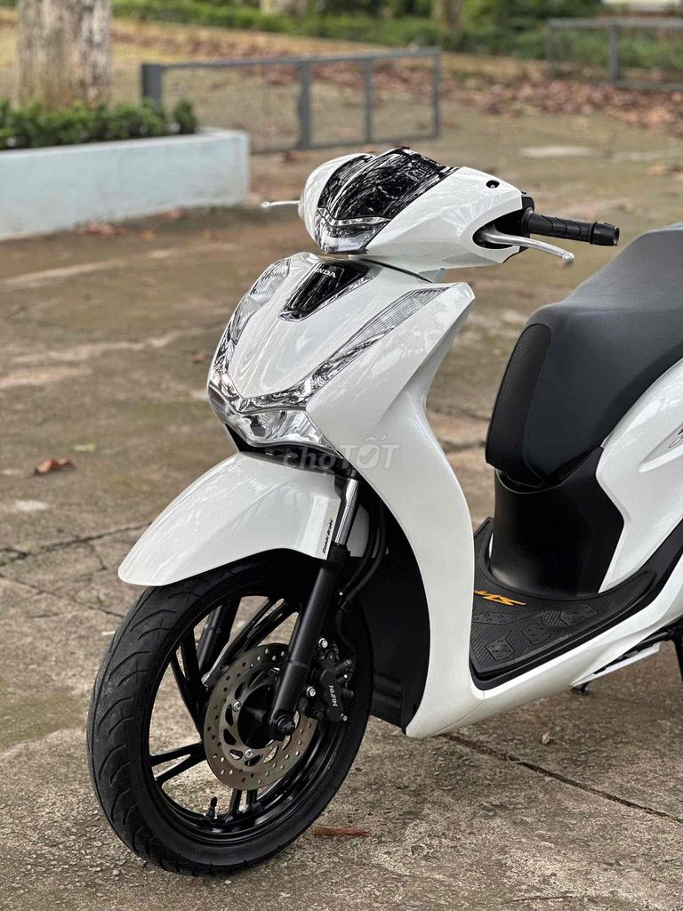 SH 125-2021 hỗ trợ góp. Mua bán Xe máy tại Huyện Trảng Bom Đồng Nai được đăng bởi Xe Máy Ngọc Hưng hình 3