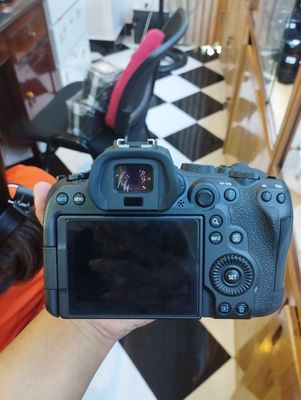 📸 CANON EOS R6 (CŨ) – GIÁ CHỈ 28.900.000₫. Mua bán Máy ảnh, Máy quay tại Quận Ninh Kiều Cần Thơ được đăng bởi Nguyễn Vủ Duy