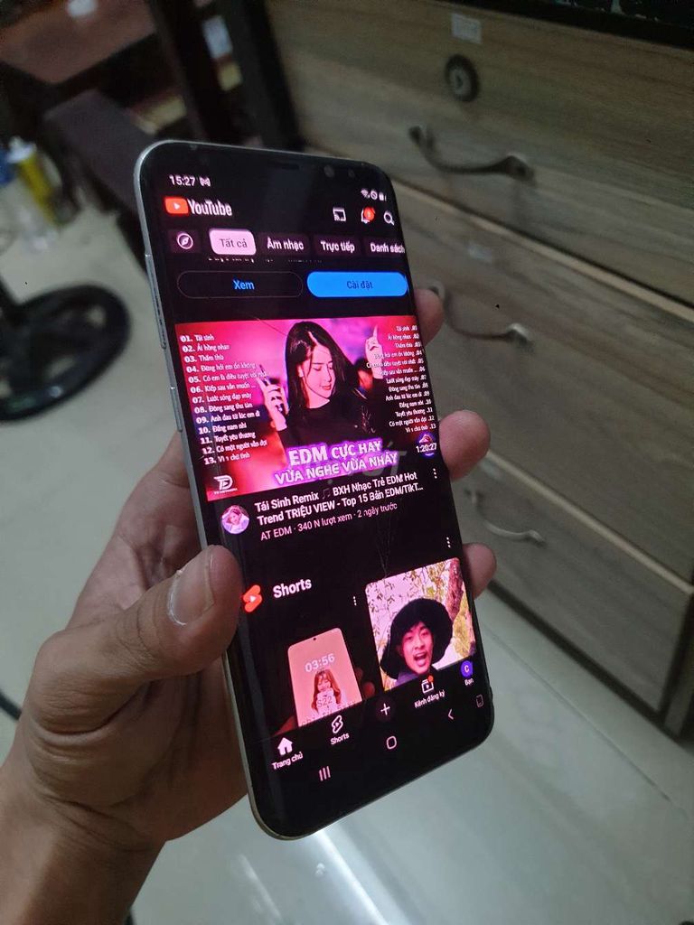 S8plus samsung màu bạc, giá mềm