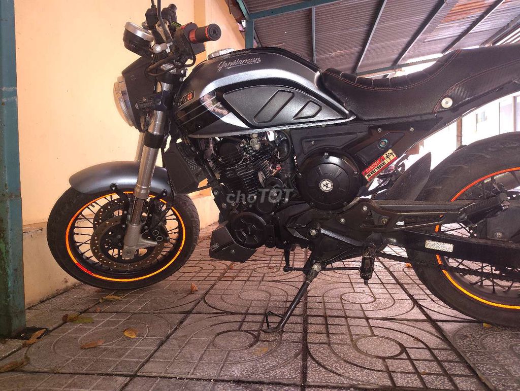 GPX Gentleman 200 серый 35xxx км