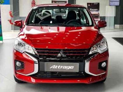 Mitsubishi Attrage Trắng Mới 100%