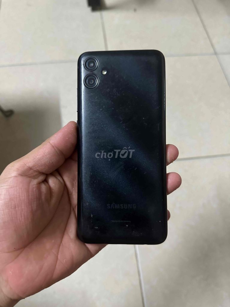 Samsung Galaxy A04E Đen. Mua bán Điện thoại tại Thành phố Vinh Nghệ An được đăng bởi Nông Dân VIP hình 1