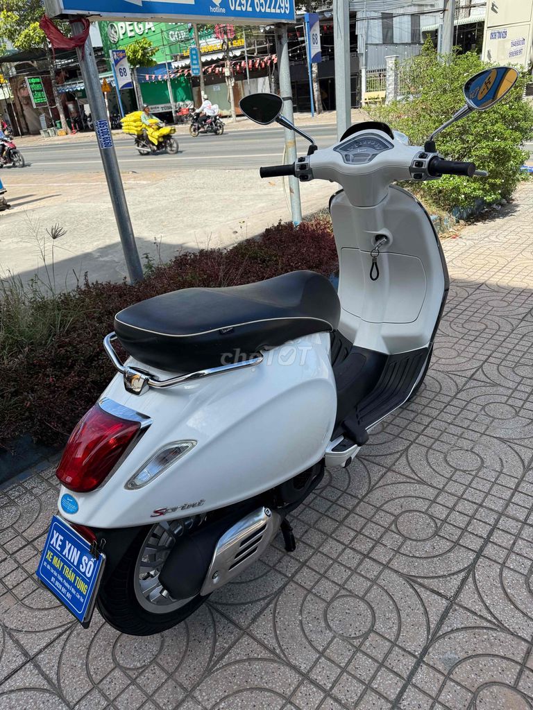 Piaggio Vespa Sprint 2015 Trắng Led như mới. Mua bán Xe máy tại Quận Ô Môn Cần Thơ được đăng bởi Trần Tùng hình 8