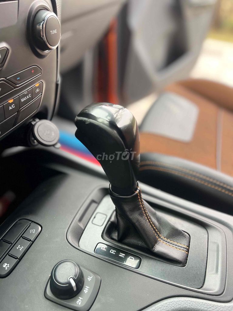 Ford Ranger 2015 Wildtrak 3.2 4x4 AT - 130000 km. Mua bán Ô tô tại Quận Nam Từ Liêm Hà Nội được đăng bởi Thanh Kiệm hình 11