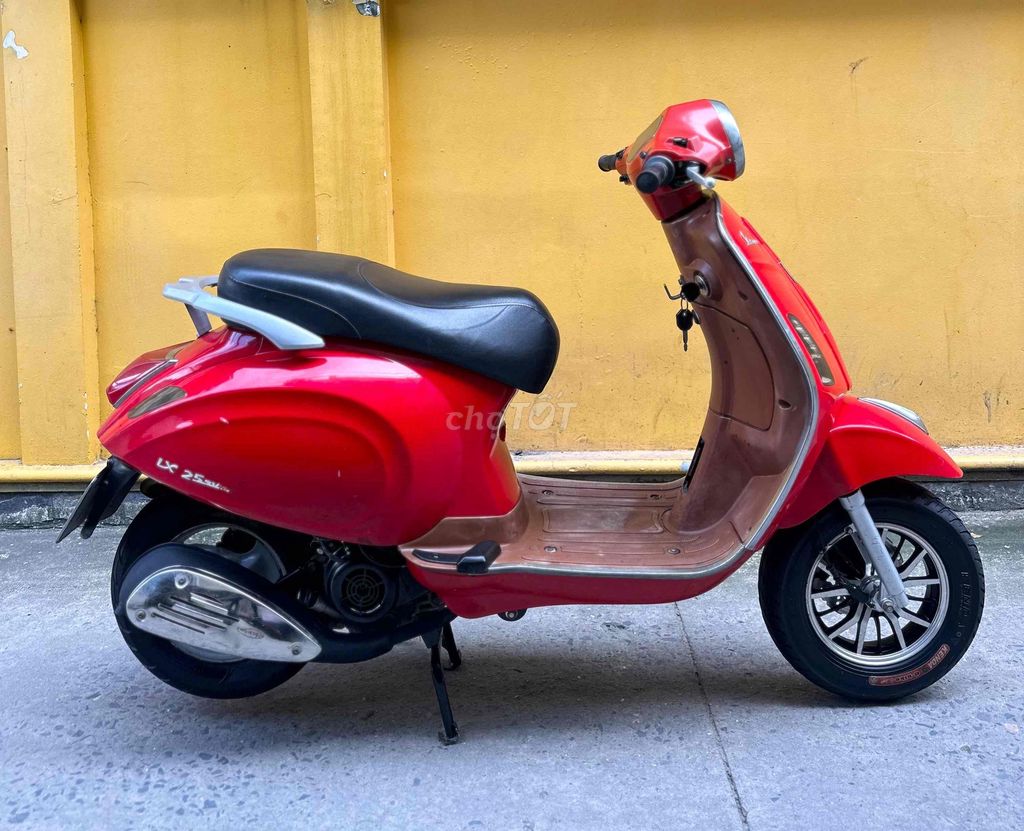 Vespa 50cc đẹp, máy êm thì thầm bao vọt. Mua bán Xe máy tại Quận 8 Tp Hồ Chí Minh được đăng bởi Quân  hình 4