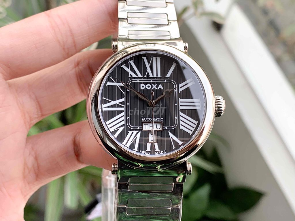 Đồng hồ Doxa D173TWH size 41mm phù hợp mọi cổ tay