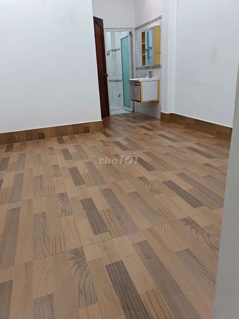 CHO NỮ SINH VIÊN Ở GHÉP KHU CĂN HỘ HOMRICH