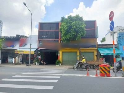 Аренда · 3 комн. · 126 м² · Quận Tân Phú, ул. Đường Lũy Bán Bích
