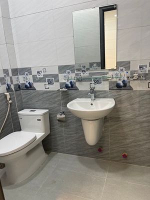Nhà phố 49 m² · 4 PN · Đường Liên khu 5-6