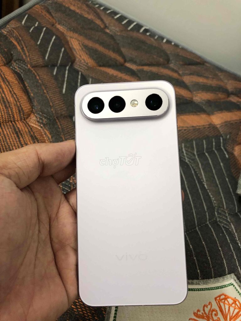 Vivo S50 Pro mini Tím 256GB 12GB Like New. Mua bán Điện thoại tại Quận Hoàng Mai Hà Nội được đăng bởi nguyễn quang huy hình 1