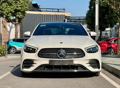 Mercedes-Benz E300 AMG 2021 Trắng 40000 km. Mua bán Ô tô tại Quận Long Biên Hà Nội được đăng bởi Lâm quốc bảo