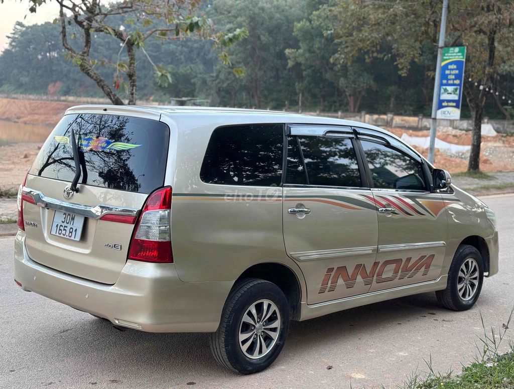Toyota Innova 2014 Số sàn Vàng cát. Mua bán Ô tô tại Huyện Sóc Sơn Hà Nội được đăng bởi Anh Chiến hình 7