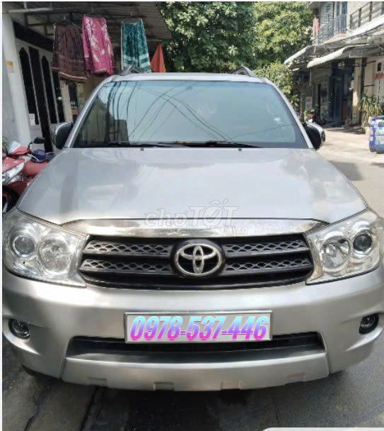 Toyota Fortuner 20*** km - chính chủ. Mua bán Ô tô tại Thành phố Dĩ An Bình Dương được đăng bởi thuyeu Minhem hình 1