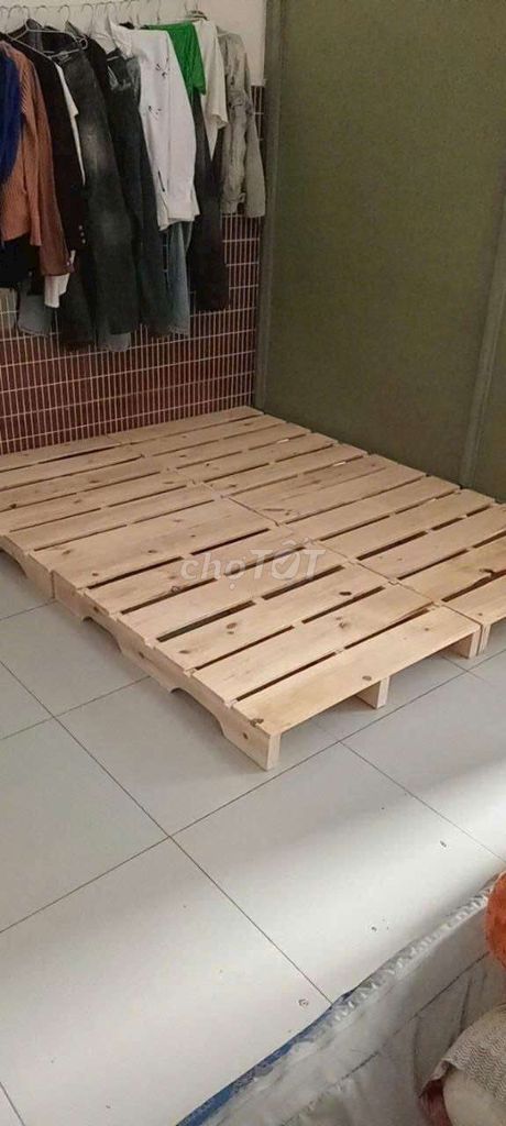Giường pallet gỗ thông trắng. Mua bán Giường, chăn ga gối nệm tại Quận Bình Tân Tp Hồ Chí Minh được đăng bởi XƯỞNG GIƯỜNG GỖ THÔNG THANH HẢI hình 1