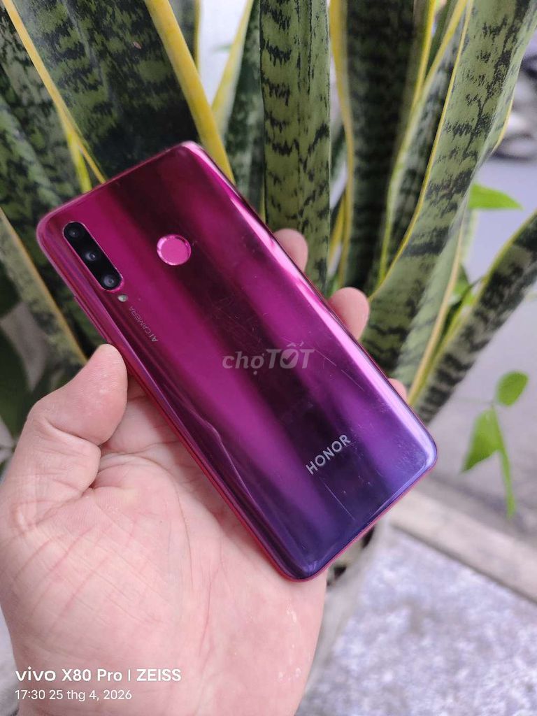 Honor 20i ram6/128GB Đỏ. Mua bán Điện thoại tại Thành phố Biên Hòa Đồng Nai được đăng bởi  Phát tùng Android hình 1