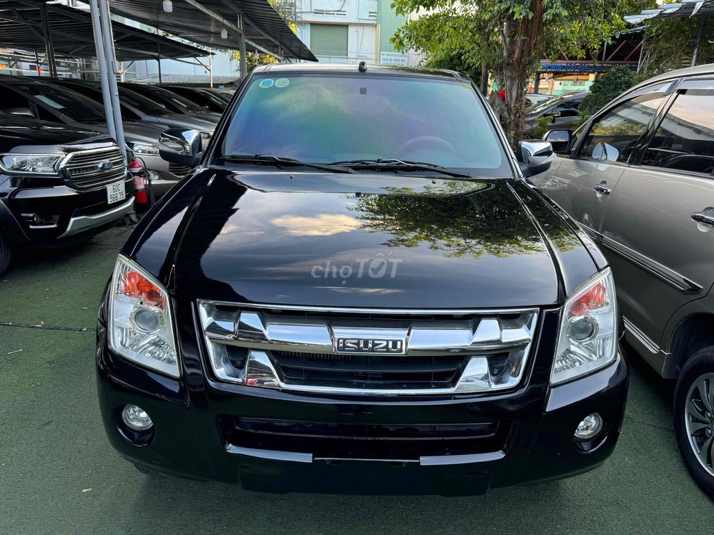 Isuzu Dmax hàng nhập,máy dầu số tự động một chủ