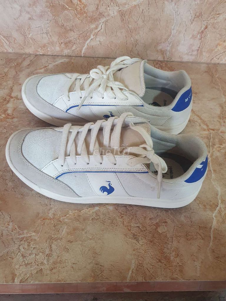 giày thể thao gà chính hãng sz40. Mua bán Giày dép tại Quận Ngô Quyền Hải Phòng được đăng bởi Khanh Quoc hình 1