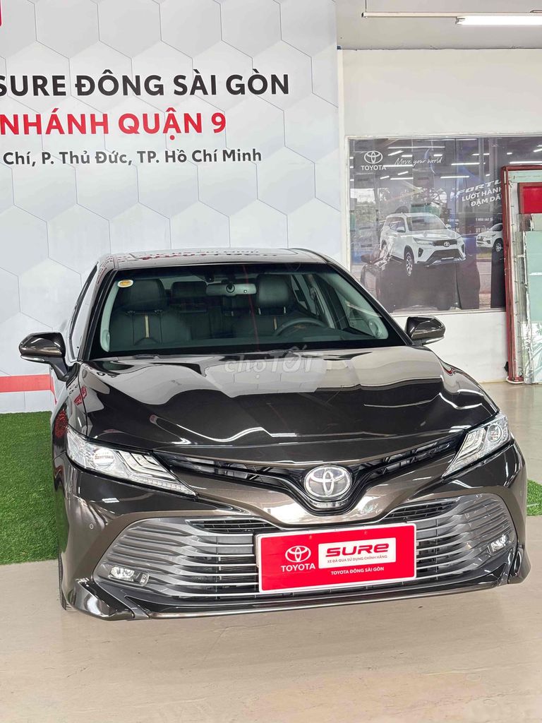 Toyota Camry 2.5Q 2021 Коричневая