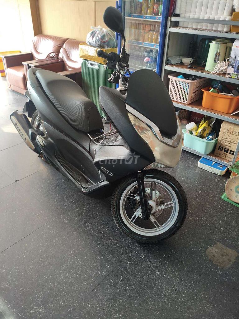 Хонда PCX 2013 черная