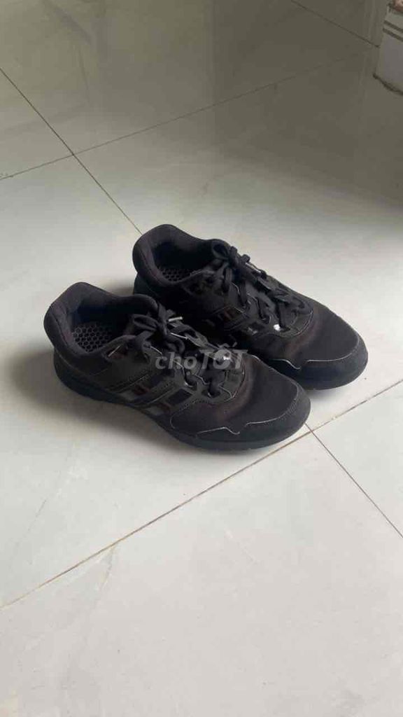 Giày thể thao Adidas Nam Đen size 41. Mua bán Giày dép tại Huyện Châu Thành Tiền Giang được đăng bởi Minh Phat hình 1