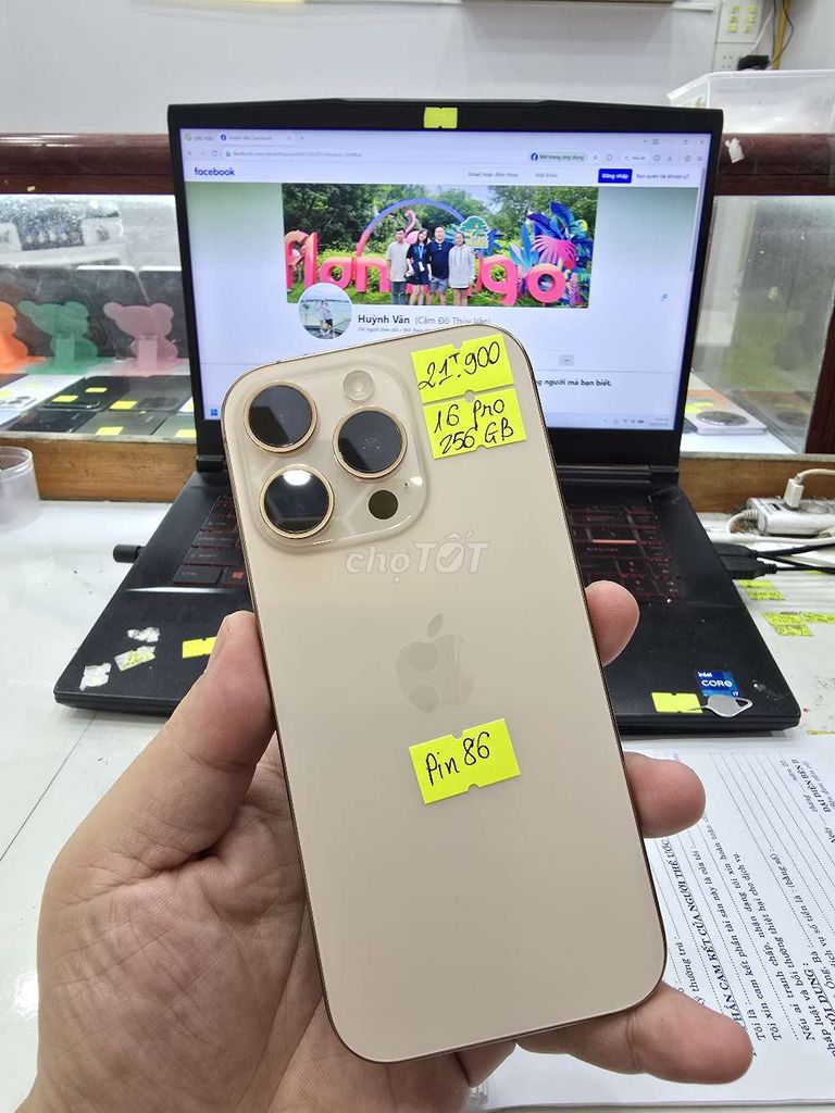 iPhone 16 Pro 256GB - Có Ổ Sim. Mua bán Điện thoại tại Thành phố Long Xuyên An Giang được đăng bởi Facebook Cầm Đồ Thúy Vân hình 1