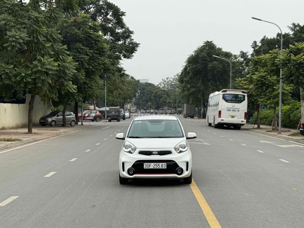 Kia Moring Si 1.25 AT 2018. Mua bán Ô tô tại Quận Long Biên Hà Nội được đăng bởi Thế Anh hình 1