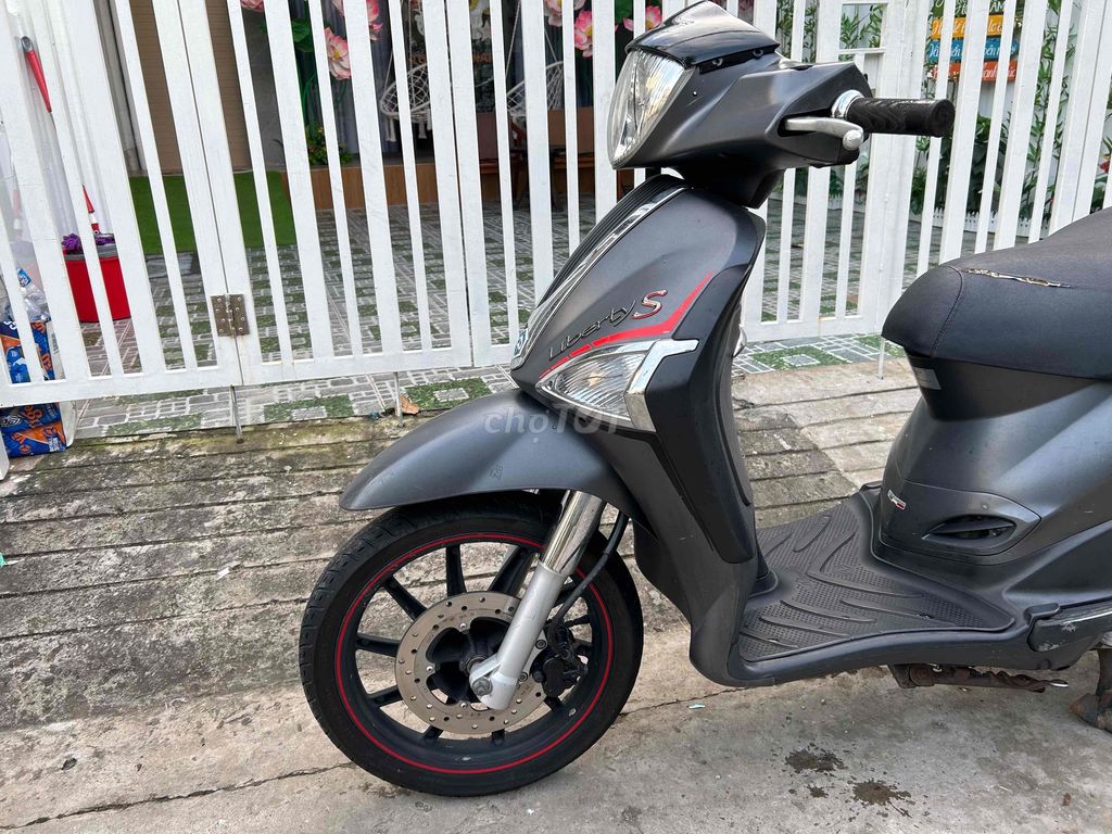 Piaggio Liberty S 125fi máy 3vie chính chủ. Mua bán Xe máy tại Thành phố Mỹ Tho Tiền Giang được đăng bởi Trân Phong hình 3