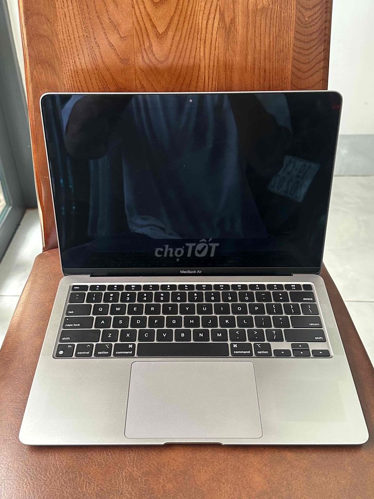 Apple Macbook Air M1 8GB/256GB Bạc. Mua bán Laptop tại Thành phố Vũng Tàu Bà Rịa - Vũng Tàu được đăng bởi Sơn Thái (Johnny) hình 1