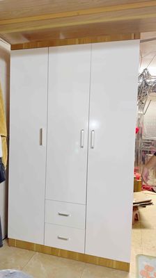 Tủ quần áo 3 cánh gỗ CN mới 90%. Mua bán Tủ, kệ gia đình tại Quận Hà Đông Hà Nội được đăng bởi Nguyên Phương
